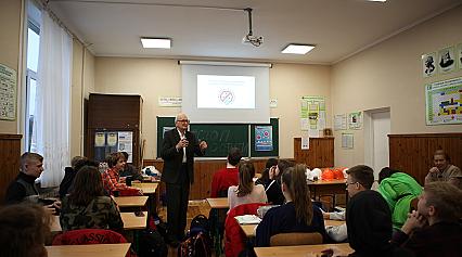 Акція «СТОП ФОСФАТИ»: круглий стіл, тематичні уроки та воркшоп