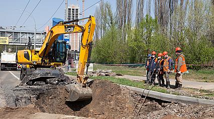 Ліквідація аварій на вул. В.Гетьмана, 27 та Кловскому узвозі, 14