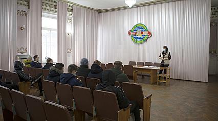 Студенти Київського Професійного Енергетичного Ліцею відвідали Дніпровську станцію