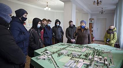 Студенти Київського Професійного Енергетичного Ліцею відвідали Дніпровську станцію