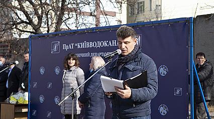 У Київводоканалі привітали водіїв з Днем автомобіліста і дорожника