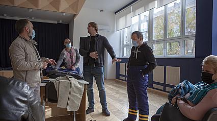 Огляд зразків спецодягу перед закупівлею