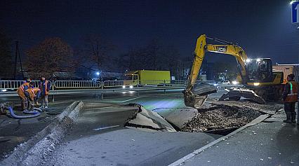 Київводоканал оперативно ліквідував аварійну ситуацію на проспекті А.Навої