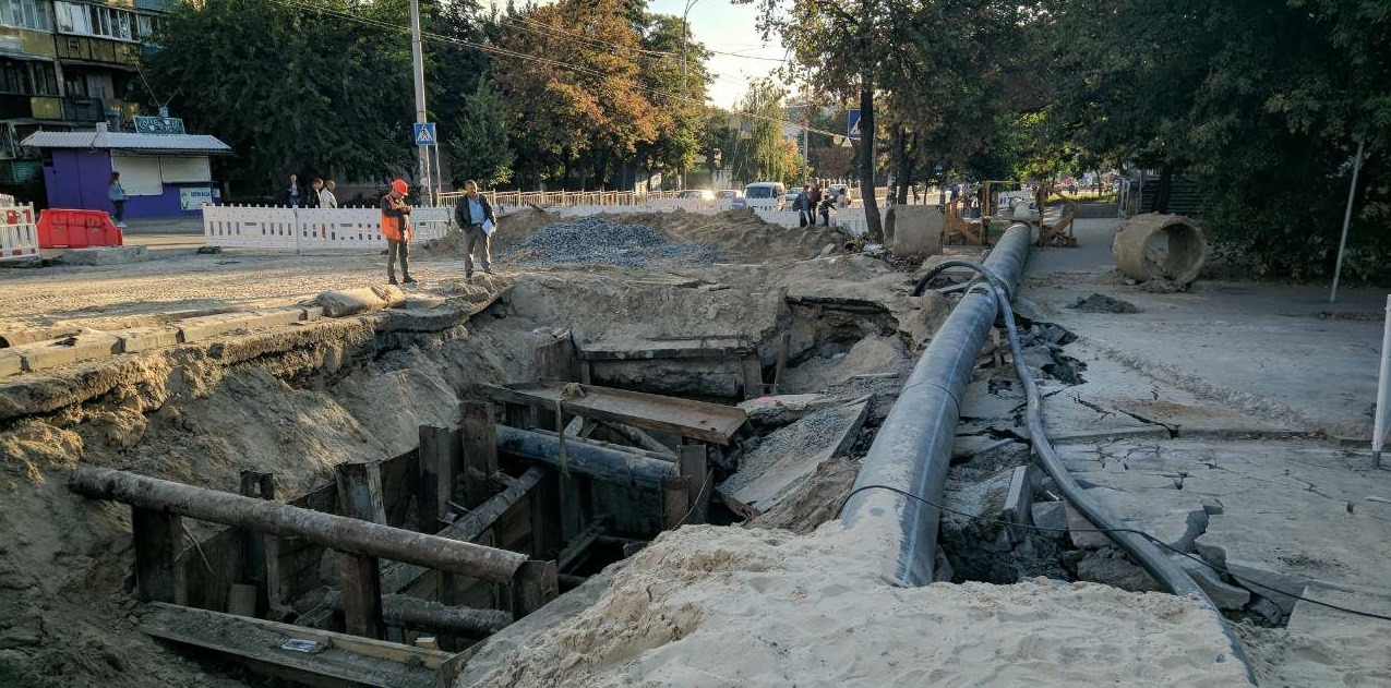 Завершуються ремонтні роботи на Мостицькому колекторі