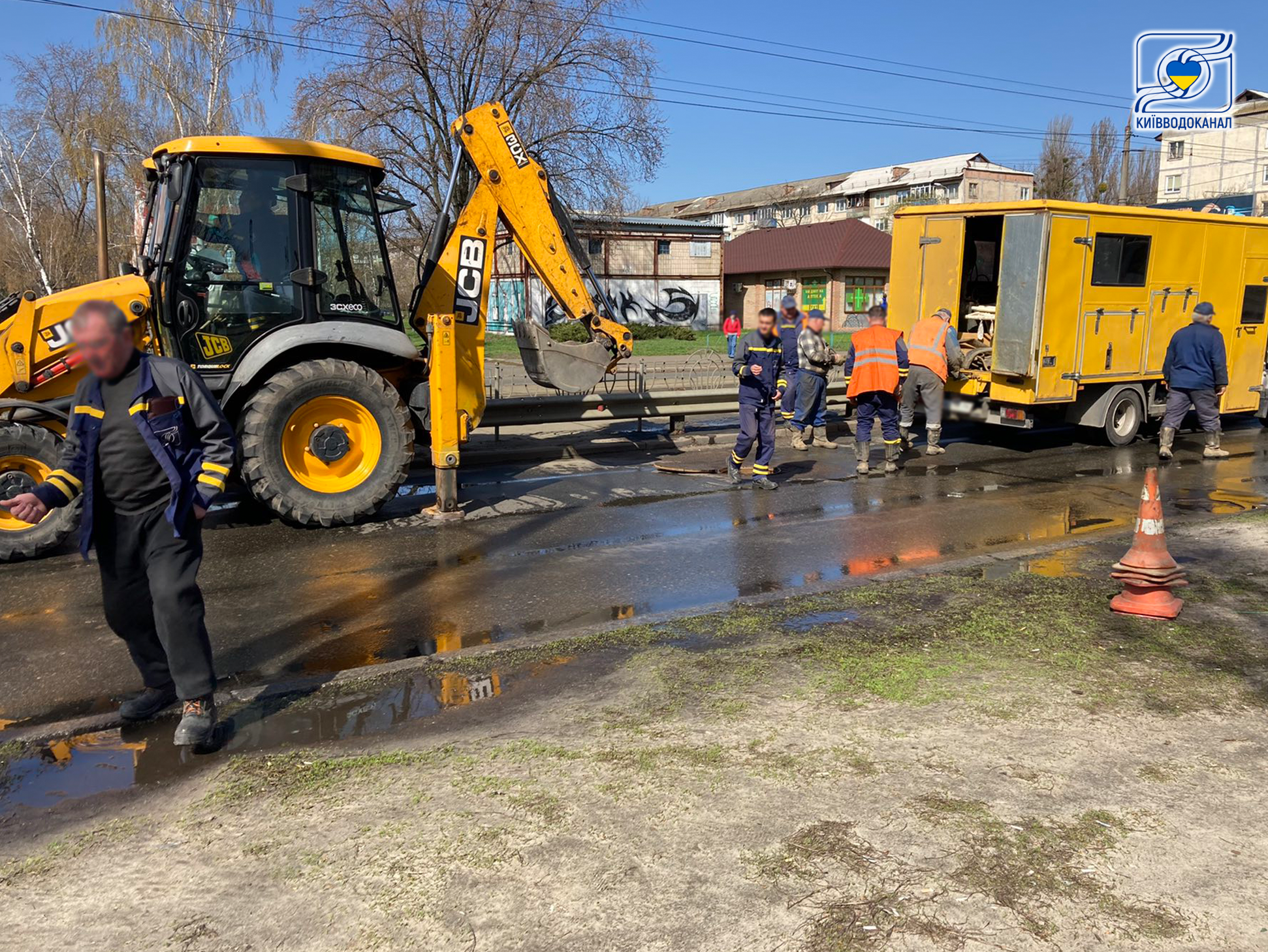 Щодня ремонтуємо мережі по всіх районах міста